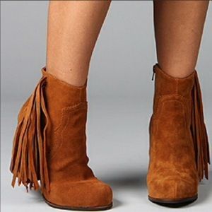 Jeffery Campbell heals